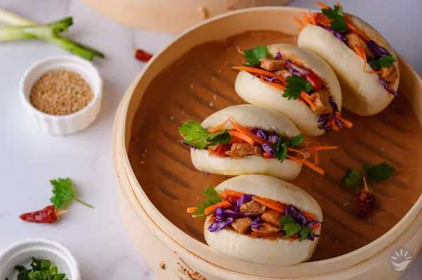 Bánh bao kẹp thịt (Guabao)