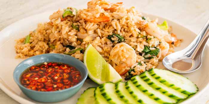 Khao Pad (Cơm Chiên Kiểu Thái)