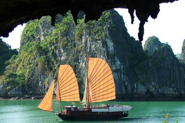 Du lịch Vịnh Hạ Long