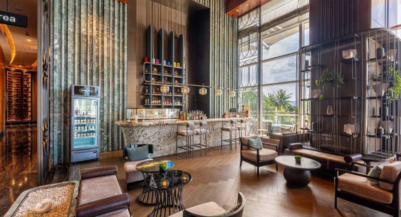 InterContinental Halong Bay Resort quán bar